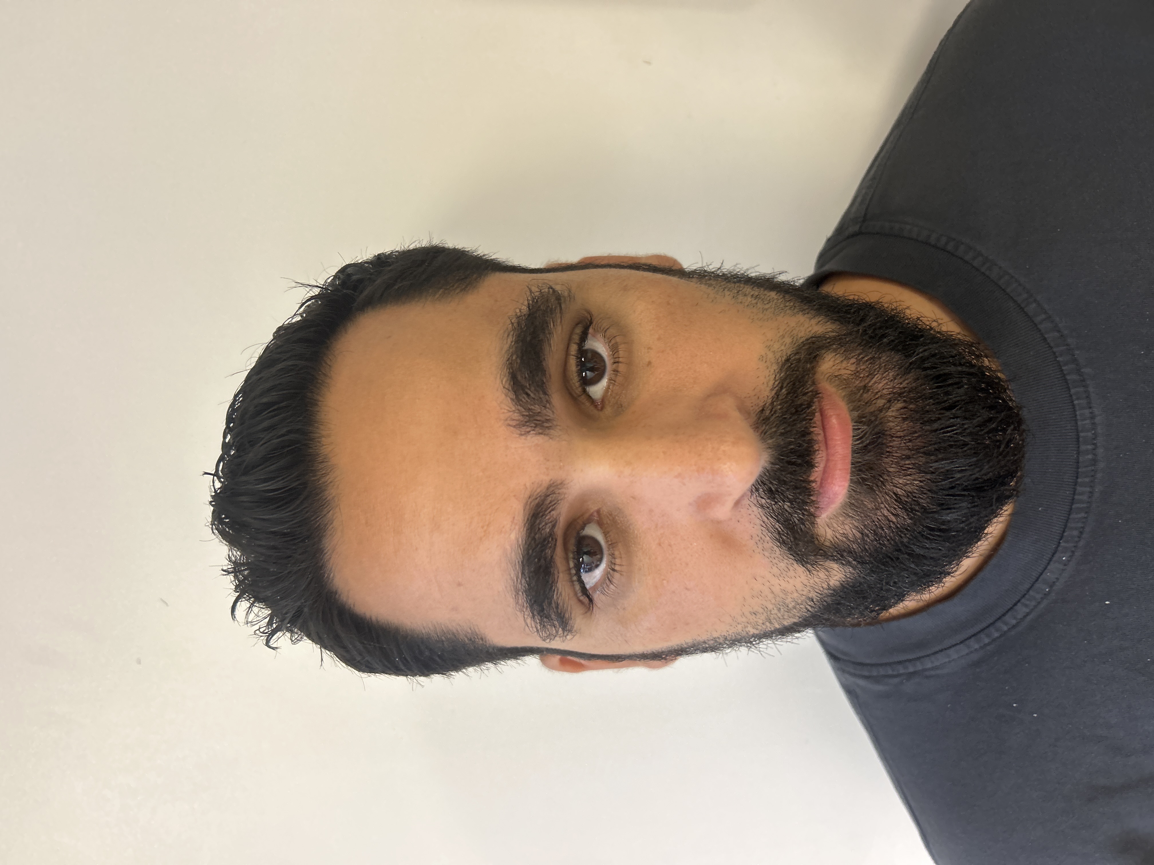 Yanis Naithe